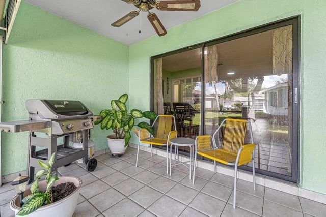 5 of 18 - 9825 Walnut Tree Way, Boynton Beach, FL