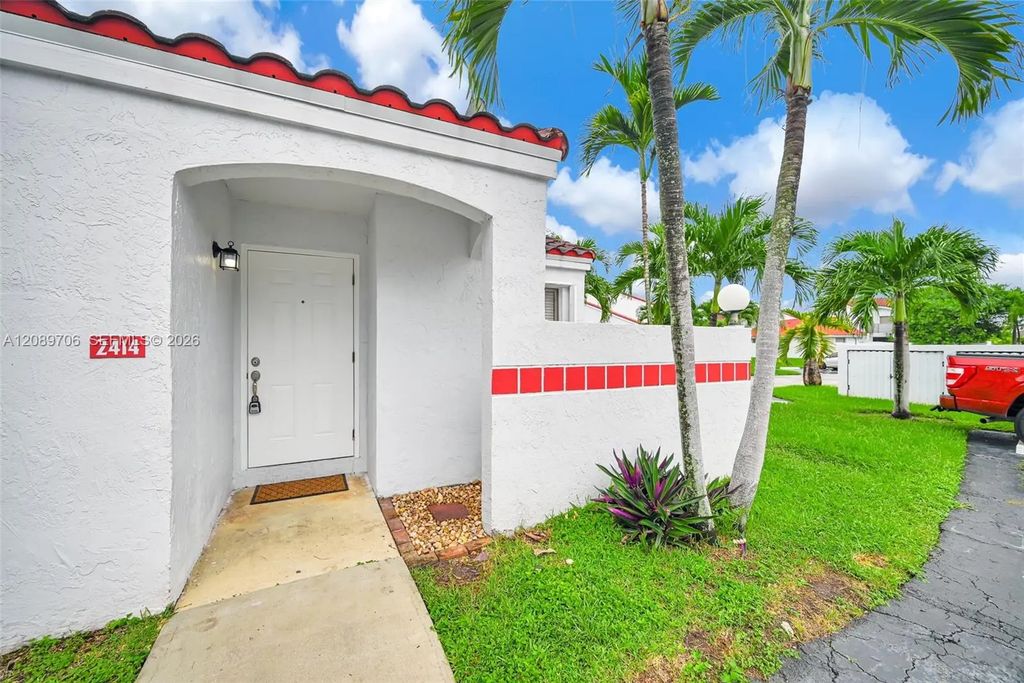 2414 San Remo Circle, Homestead