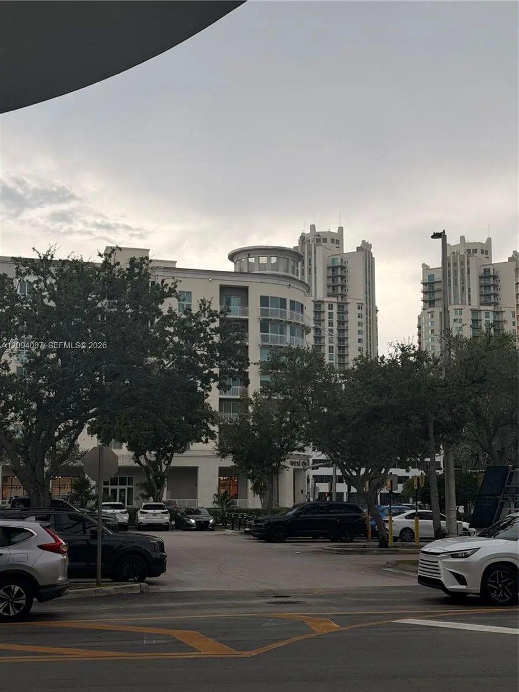 7270 Sw 88th Street #b502, Miami