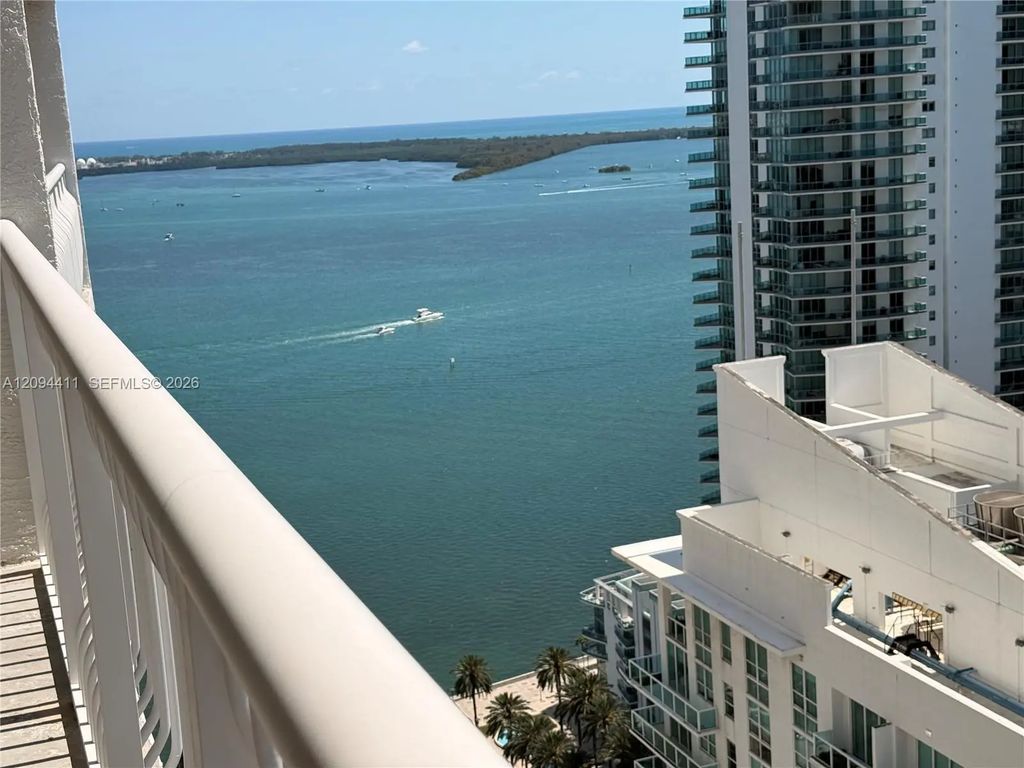 1200 Brickell Bay Drive #3621, Miami