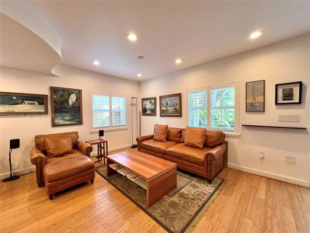 3 of 22 - 3158 Carter Street, Miami, FL