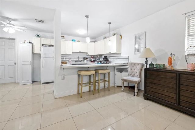 5 of 27 - 1412 Sw 3rd Street, Delray Beach, FL