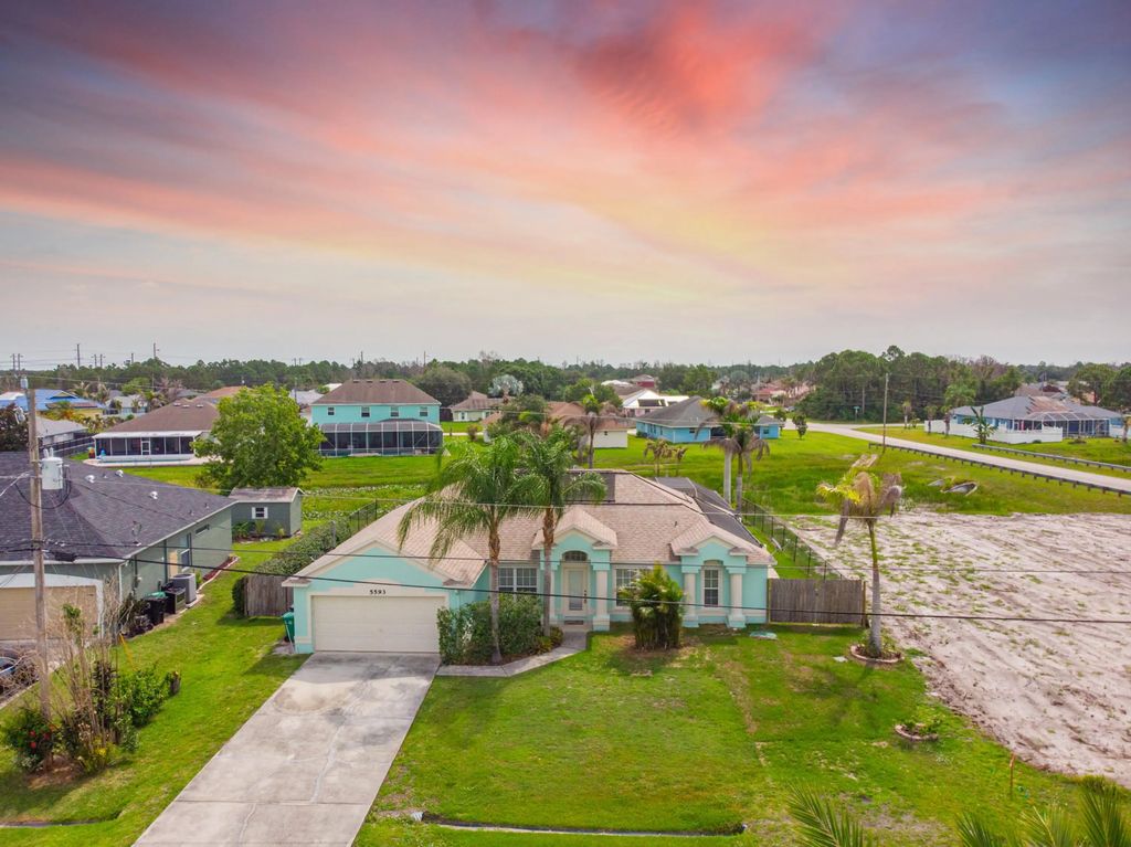 5593 Nw Wesley Road, Port St. Lucie