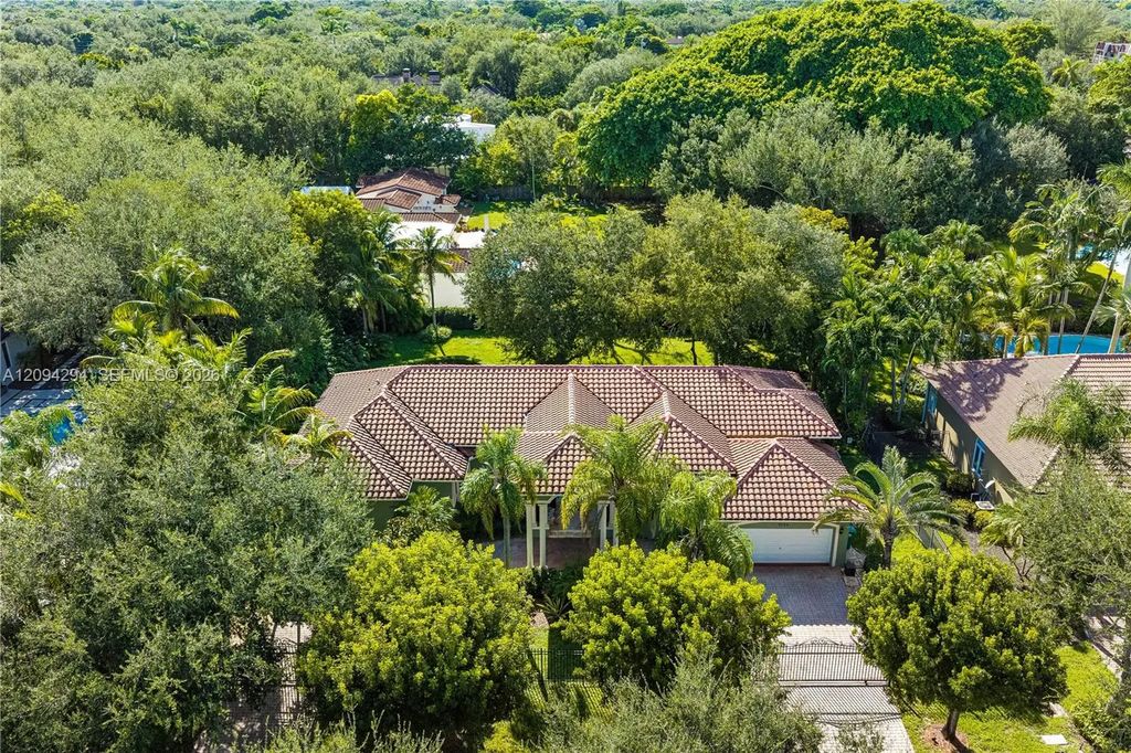 9504 Sw 89th Place, Miami
