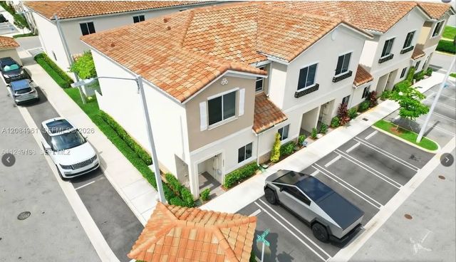 2823 Nw 181st Street, Miami Gardens