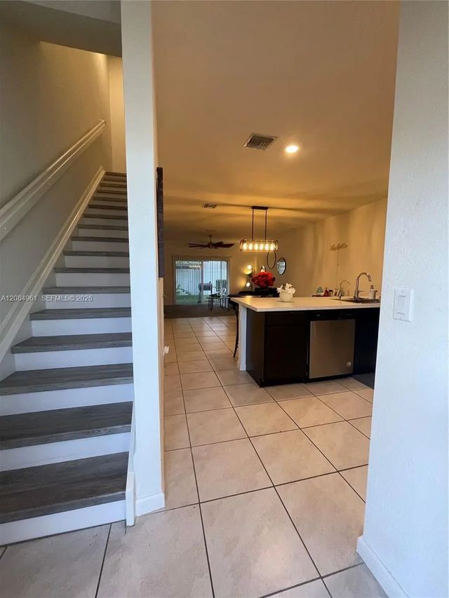 4 of 32 - 2823 Nw 181st Street, Miami Gardens, FL