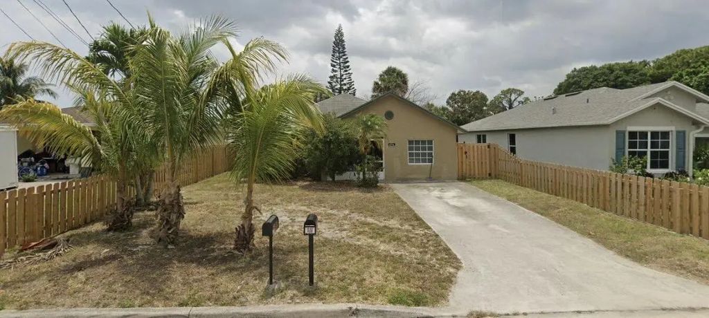 6774 4th Street, Jupiter