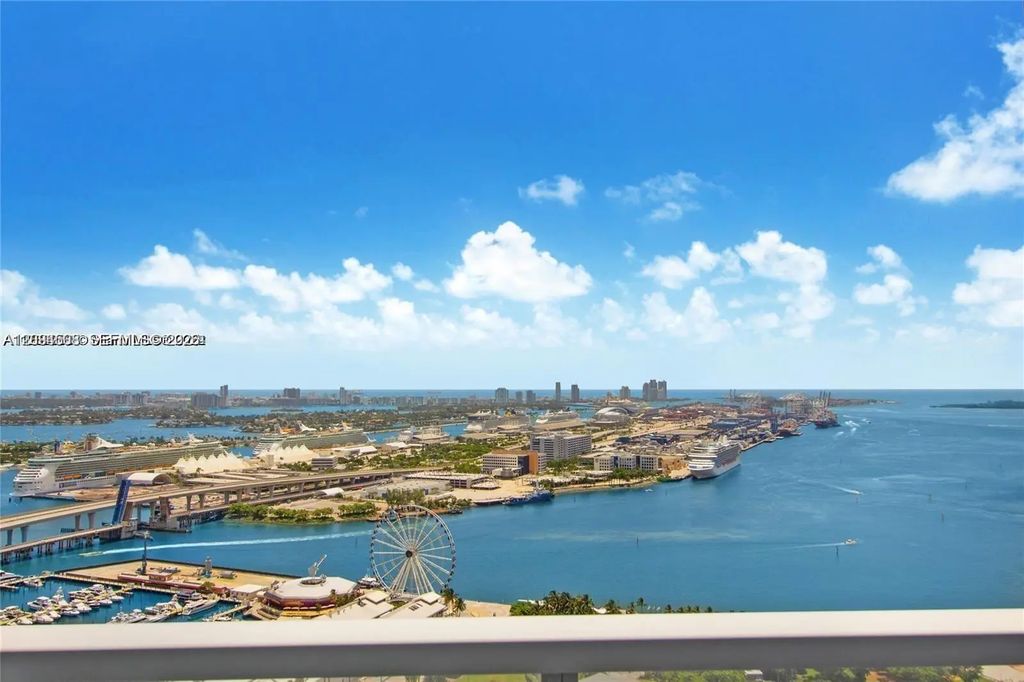 253 Ne 2nd Street #3307, Miami