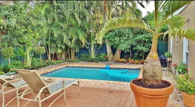 5 of 30 - 600 Westwood Road, West Palm Beach, FL
