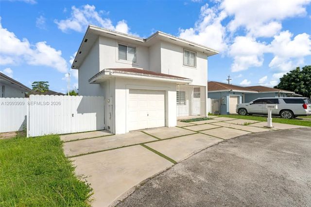 3 of 32 - 15815 Sw 299th Terrace, Homestead, FL