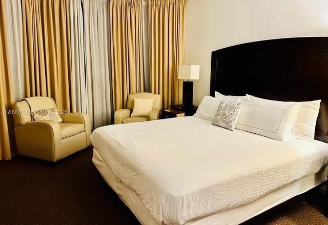 5 of 36 - 17375 Collins Avenue #2606, Sunny Isles Beach, FL
