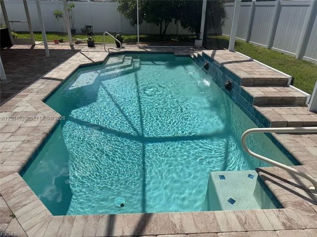 4 of 36 - 1825 Se 12th Terrace, Cape Coral, FL