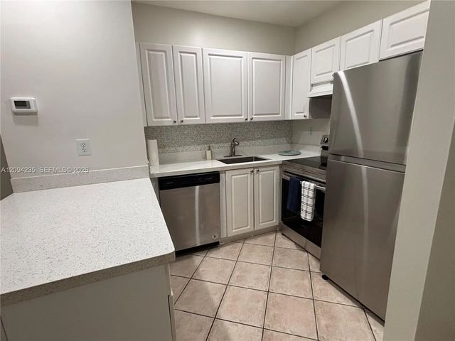 5 of 9 - 1918 Brickell Avenue #101, Miami, FL