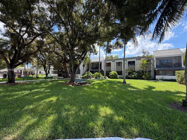 7963 Sw 104th Street #210a, Miami