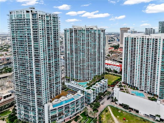 2 of 23 - 90 Sw 3rd Street #308, Miami, FL