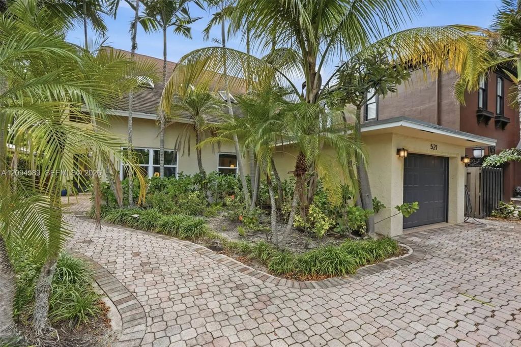 521 N Victoria Park Road, Fort Lauderdale