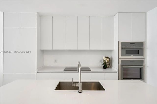 4 of 18 - 700 Ne 24th Street #1005, Miami, FL