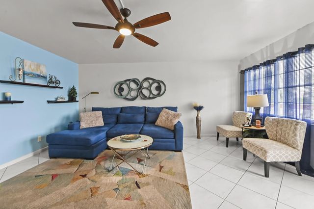 5 of 25 - 3026 Cornwall B, Boca Raton, FL