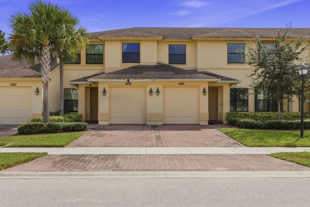 10021 W Villa Circle, Vero Beach