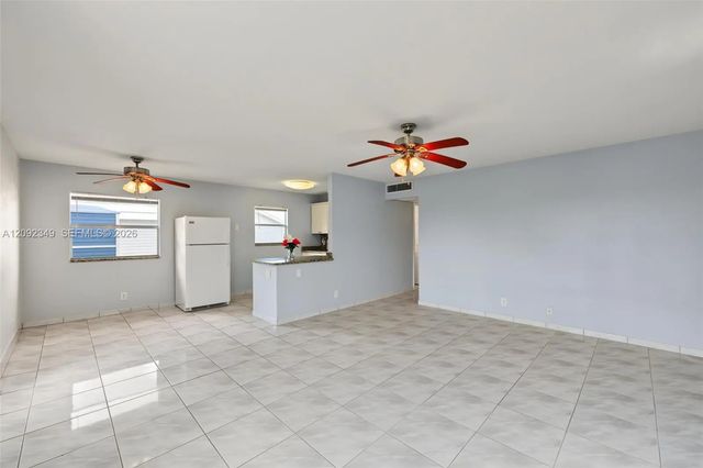 2 of 18 - 373 Monaco H #h, Delray Beach, FL
