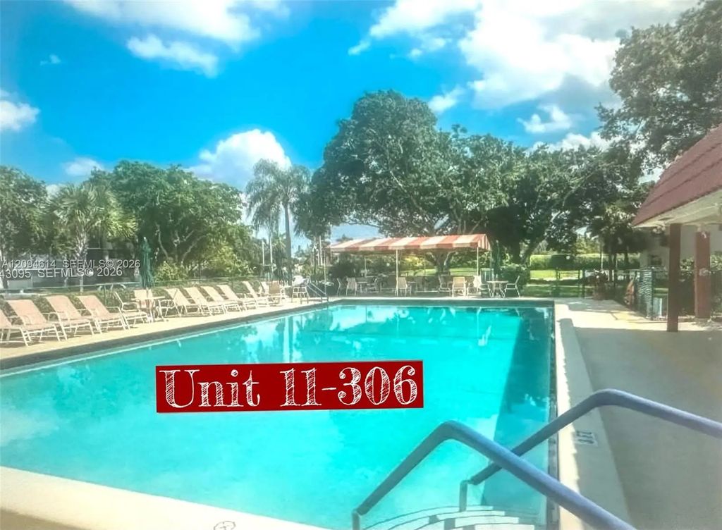 9410 N Hollybrook Lake Drive #306, Pembroke Pines