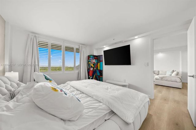 5 of 37 - 155 Ocean Lane Drive #1002, Key Biscayne, FL