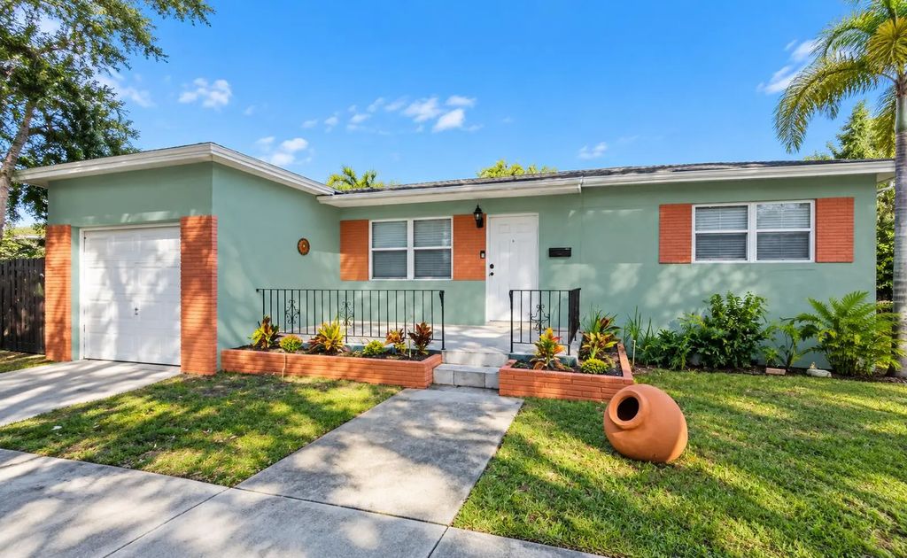 805 S 26th Avenue, Hollywood