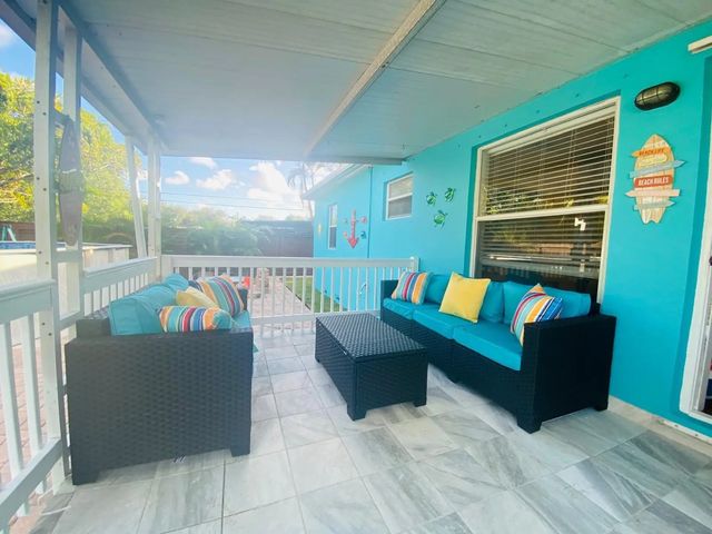 5 of 15 - 805 S 26th Avenue, Hollywood, FL