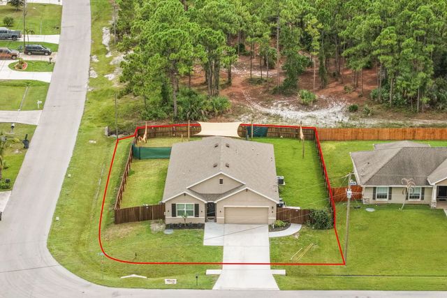 3 of 29 - 1602 Sw Lofgren Avenue, Port St. Lucie, FL