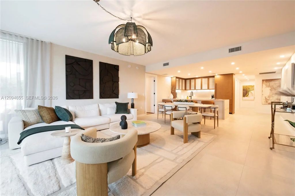 2200 Brickell Avenue #407, Miami