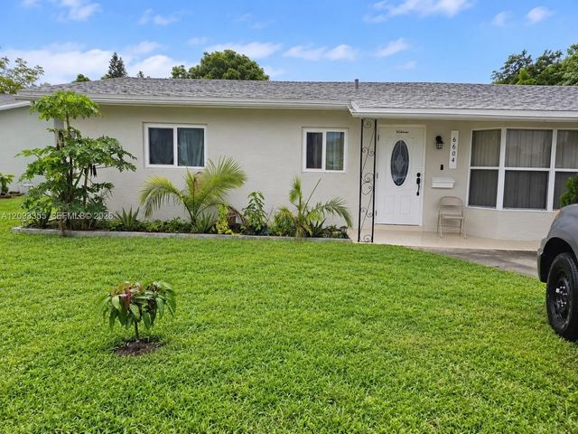 5 of 13 - 6604 Boulevard Of Champions, North Lauderdale, FL