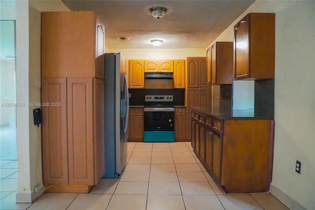 2 of 7 - 1230 W 35th Street, Hialeah, FL