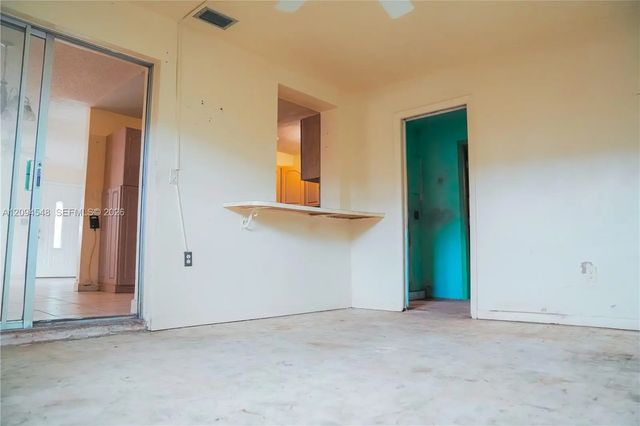 5 of 7 - 1230 W 35th Street, Hialeah, FL