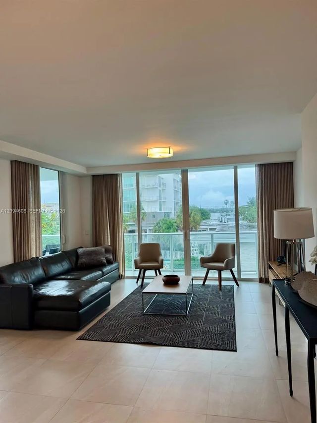 1150 102nd Street #406, Bay Harbor Islands