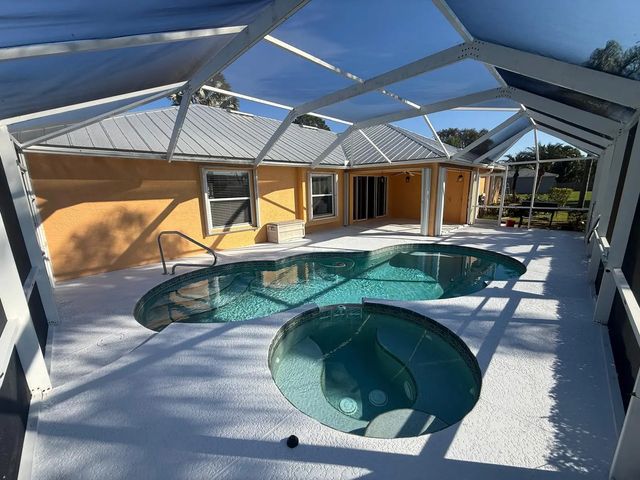 5 of 28 - 1829 Sw Hickock Terrace, Port St. Lucie, FL