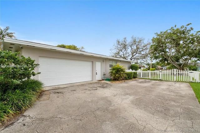 2 of 6 - 16220 Sw 88th Ave Road, Palmetto Bay, FL
