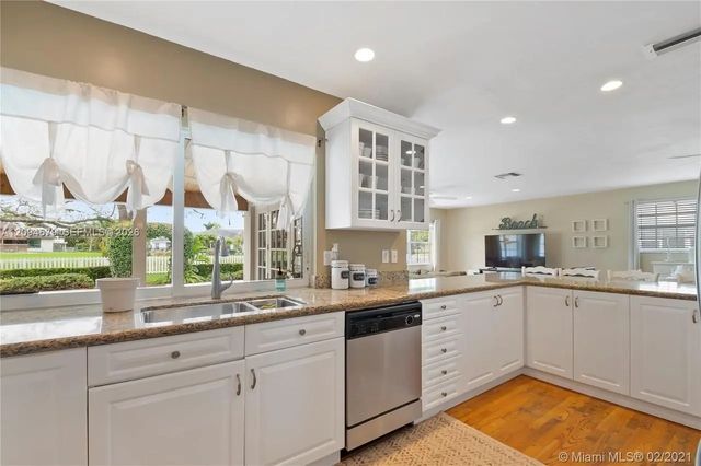 3 of 6 - 16220 Sw 88th Ave Road, Palmetto Bay, FL