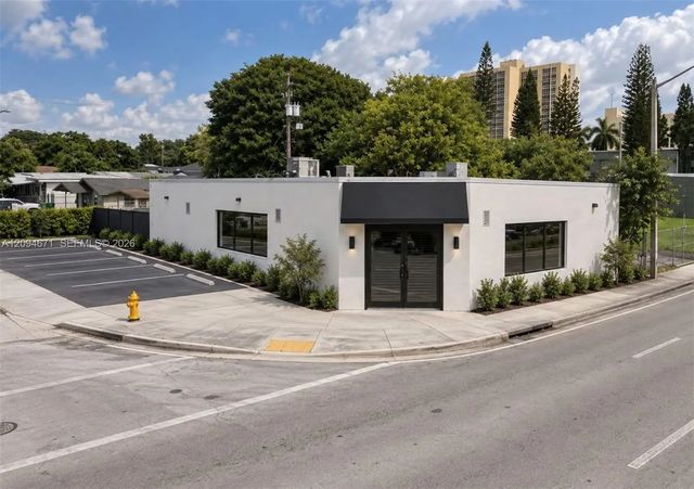 3 of 4 - 5100 Nw 22nd Avenue, Miami, FL