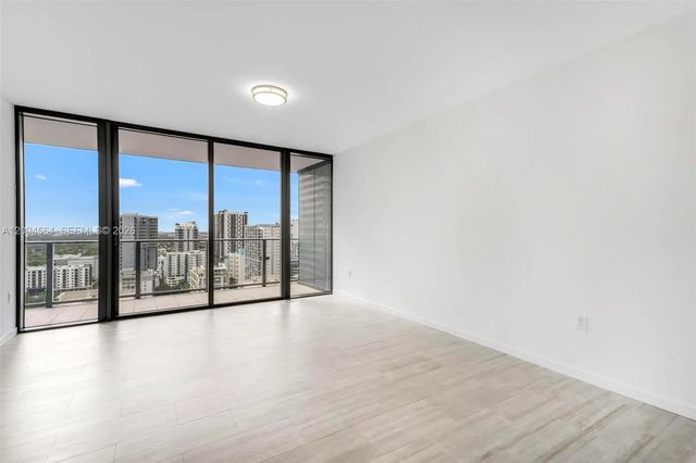 3 of 25 - 1000 Brickell Plaza #2304, Miami, FL