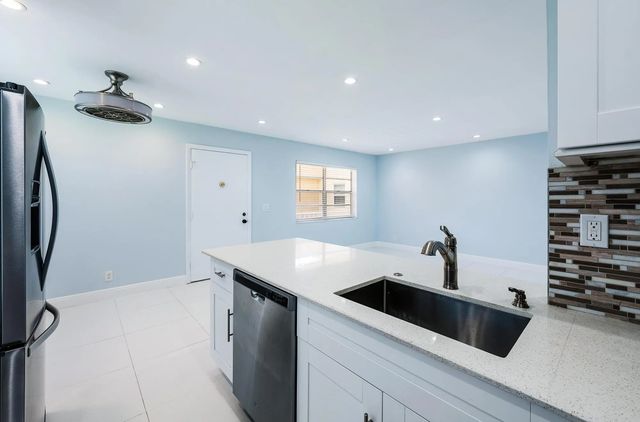 3 of 24 - 507 Capri K, Delray Beach, FL