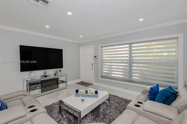 4 of 35 - 520 Nw 46th Street, Deerfield Beach, FL