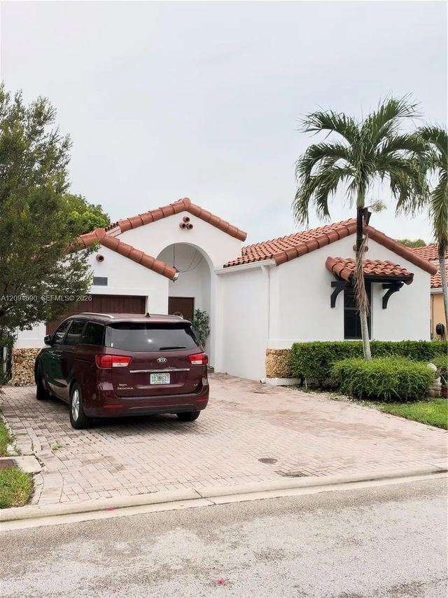 2 of 32 - 9947 Nw 10th Terrace, Miami, FL
