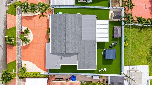 4 of 31 - 7280 Sw 13th Street, Miami, FL
