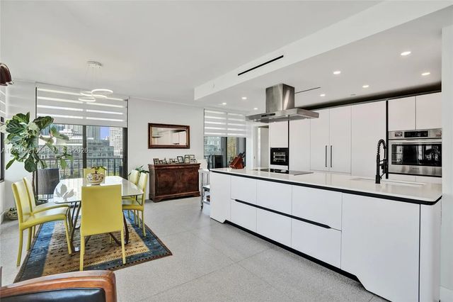 3 of 43 - 520 Brickell Key Drive #a1015, Miami, FL