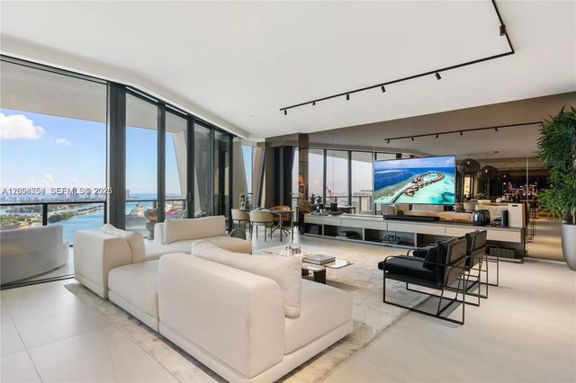 3 of 37 - 1000 Biscayne Boulevard #3502, Miami, FL