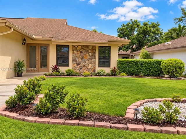 3 of 34 - 6621 Nw 4th Court, Plantation, FL