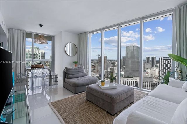 3 of 25 - 485 Brickell Avenue #3904, Miami, FL