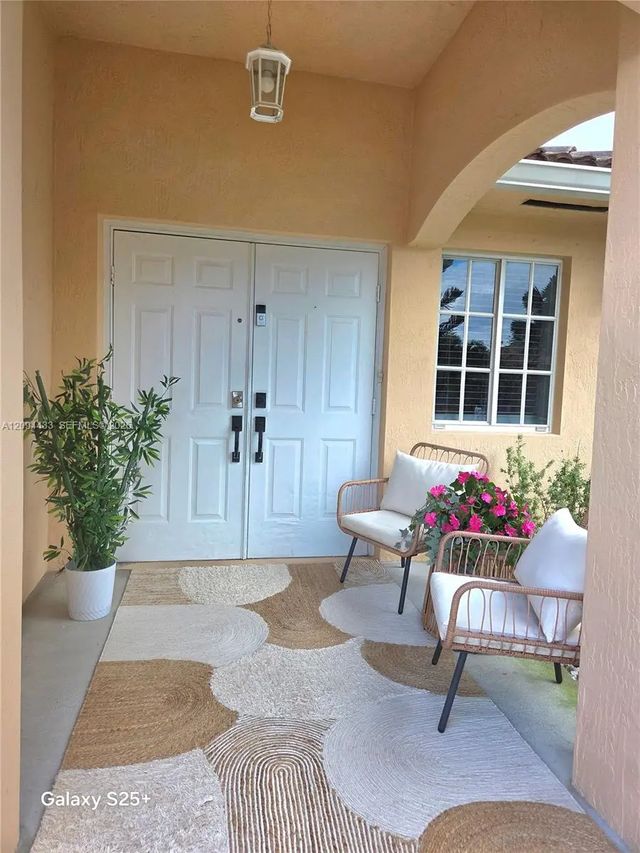 21524 Sw 89th Path, Cutler Bay