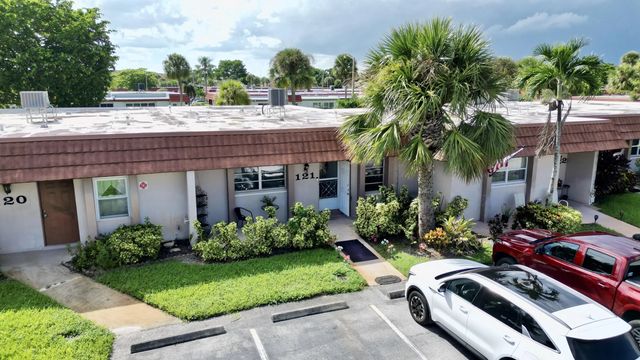 2 of 17 - 5775 W Fernley Drive W #121, West Palm Beach, FL
