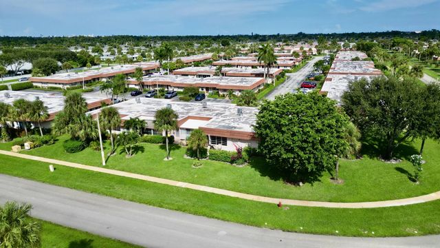 5 of 17 - 5775 W Fernley Drive W #121, West Palm Beach, FL